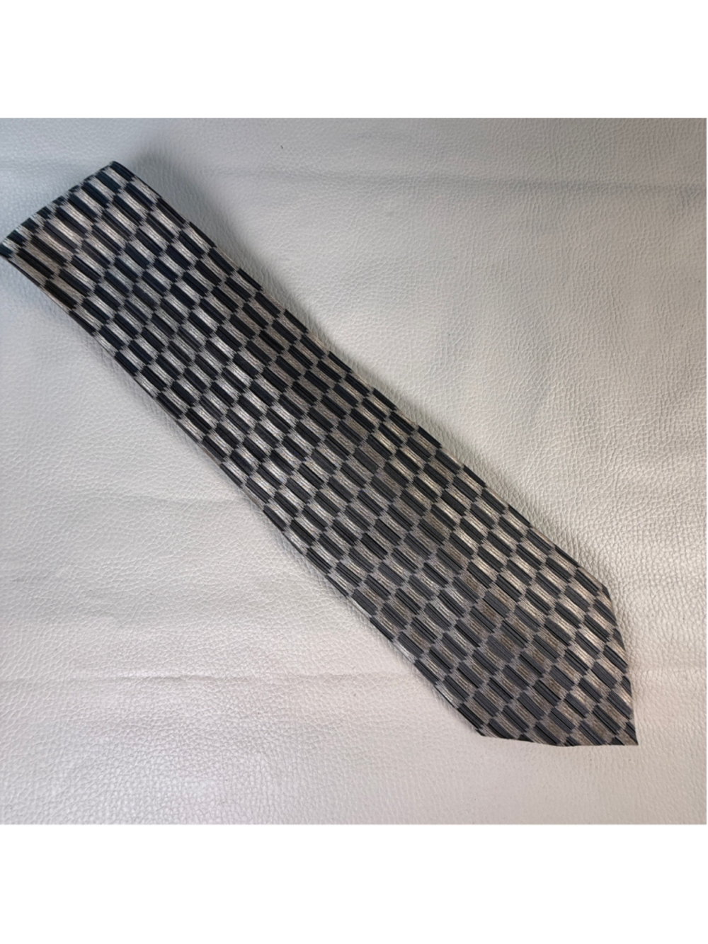Countess Mara Mens 100% Silk Tie Black Silver Geometric Woven Wide Necktie